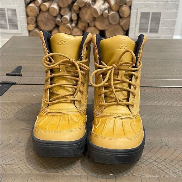 Nike Woodside 2 High ACG Boots Wheat/Black Size 5.5Y - Picture 3 of 10